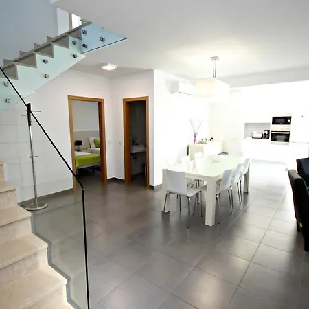 Foz - Holiday House Villa